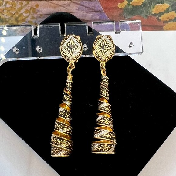 For @zaysan ONLY Damascene Inspired Coil Dangle CLIP Earrings - Picture 3 of 5